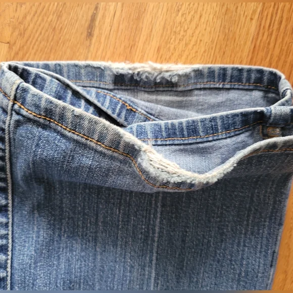 Levi's Women's 525 Bootcut Jeans Sz 8M Y2k Perfect Waist Midrise - Picture 5 of 6